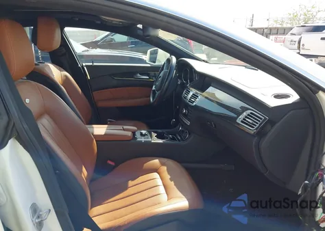 2014 Mercedes-Benz Cls 550 4Matic z USA, uszkodzony, nr VIN WDDLJ9BB6EA129414